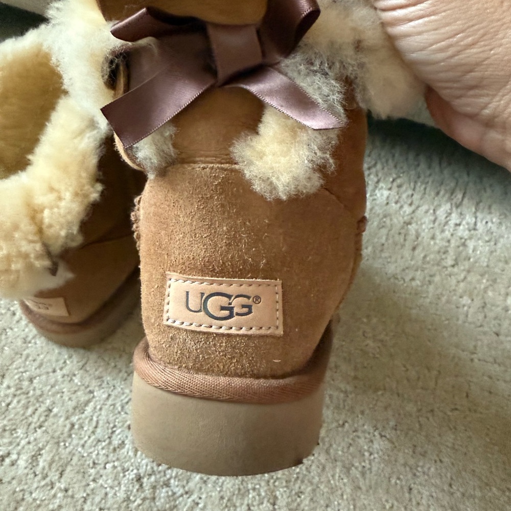 UGG Brown Shearling Boots with Ribbon - Picture 3 of 7